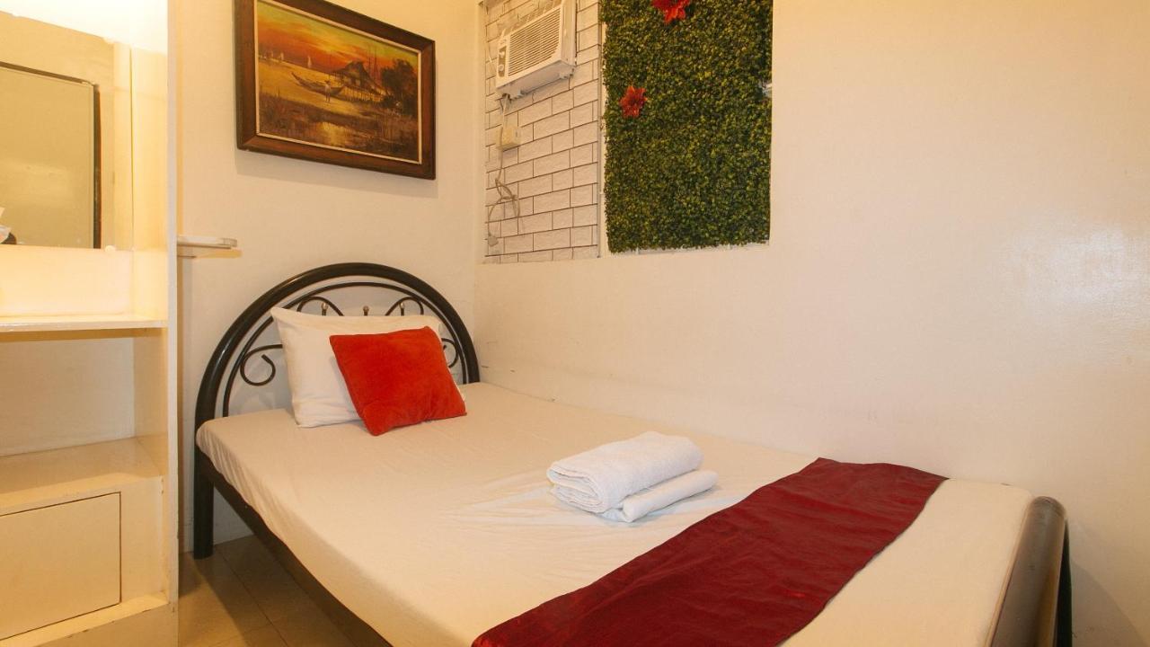 Nearest Hostel Pasay City By Reddoorz ภายนอก รูปภาพ