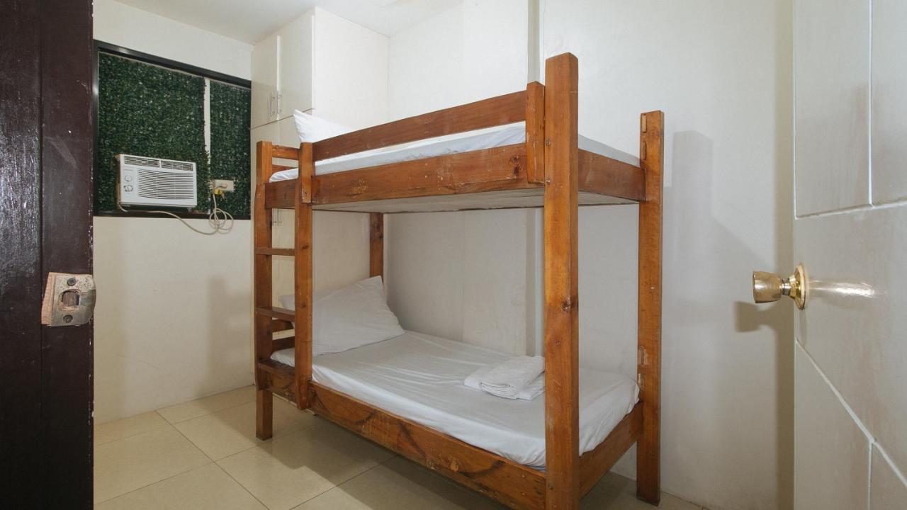 Nearest Hostel Pasay City By Reddoorz ภายนอก รูปภาพ