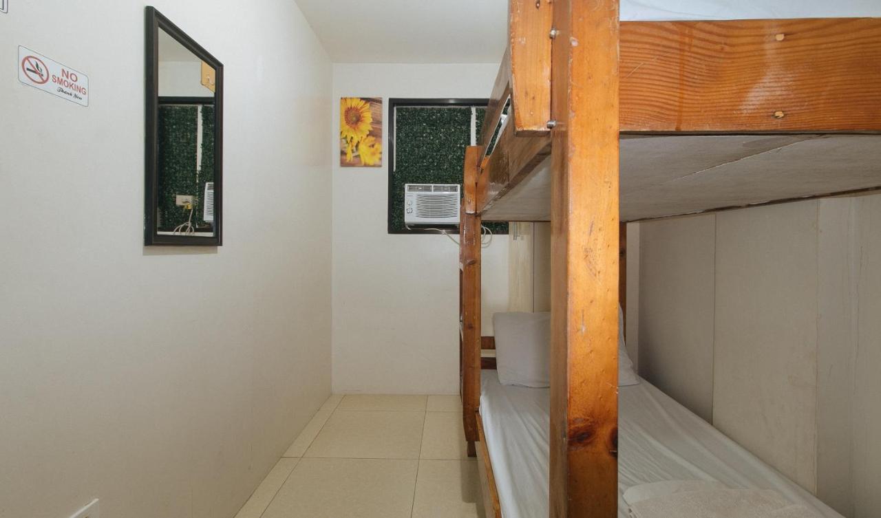 Nearest Hostel Pasay City By Reddoorz ภายนอก รูปภาพ